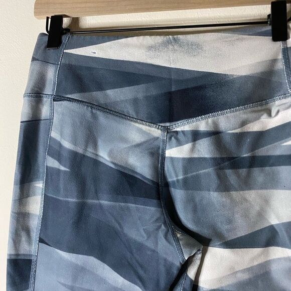 Nike Legend 2.0 Ribbon Wrap Active Leggings Size M - Picture 7 of 11